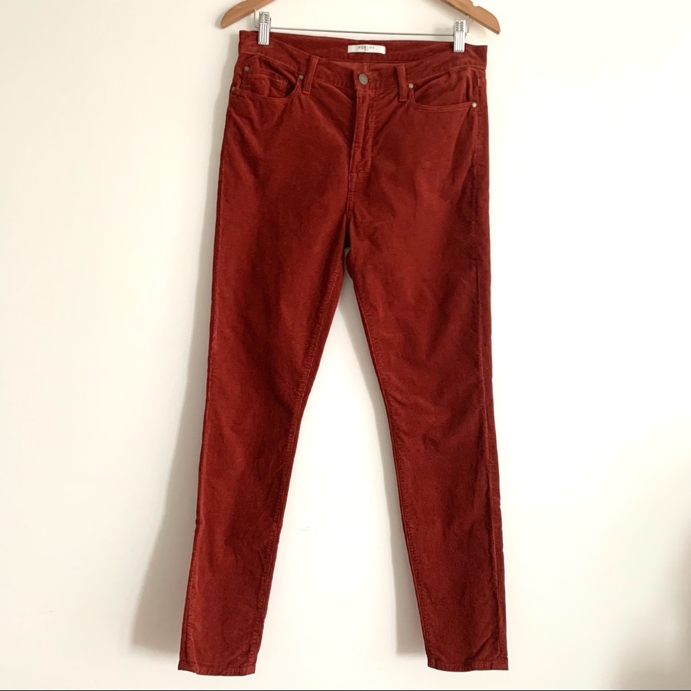 Fidelity Gwen Corduroy Jeans in Cayenne